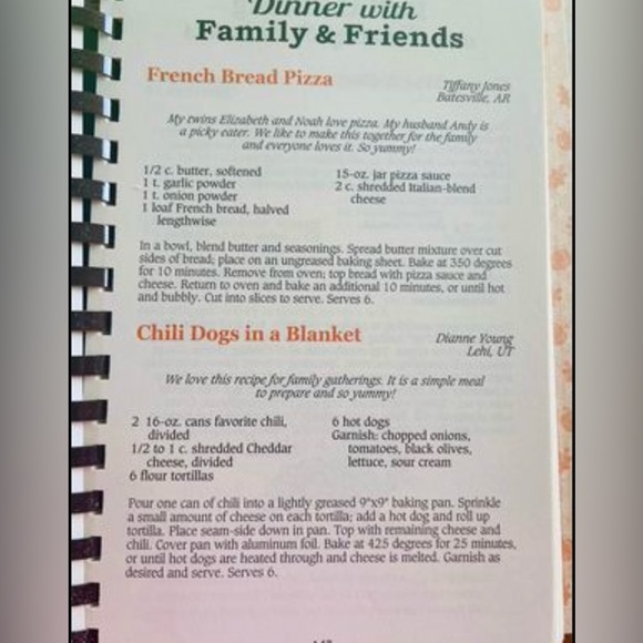 *Gooseberry Patch Fall Cooking With Family & Friends - Picture 9 of 11